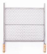 2220012--Grelha-Moeda-com-Cabo-de-Madeira-30x50-cm-em-Aco-Inox-N1-Queiroz--Amoedo
