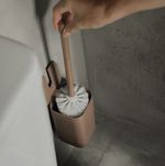 2368170-ESCOVA SANITARIA DE PISO PAREDE AURA MARROM-AMOEDO.jpg