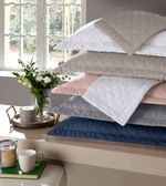 2374243 Porta Travesseiro Treviso 55x80cm Branco Hedrons -1-.jpg
